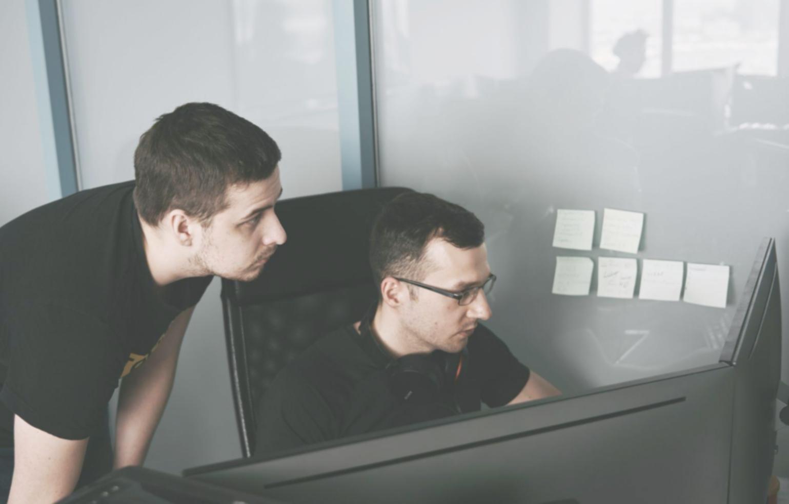 Analyse von Finanzdaten auf modernen Bildschirmen